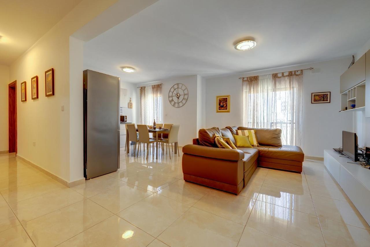 Stylish Bright And Airy Apart In Central Bugibba St. Paul's Bay Exterior photo