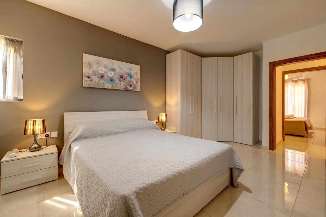Stylish Bright And Airy Apart In Central Bugibba St. Paul's Bay Exterior photo